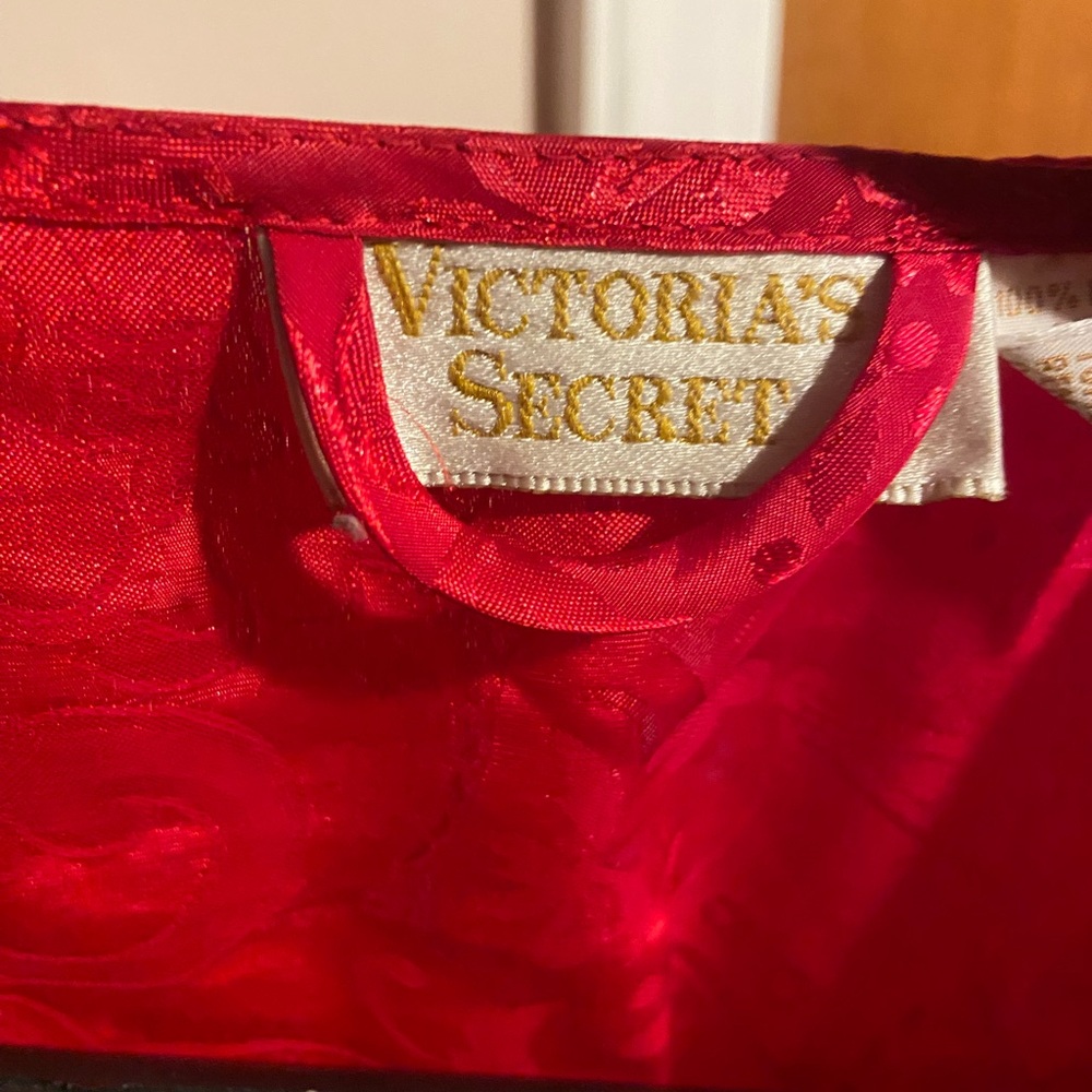 Victoria’s Secret Robe - Picture 2 of 2